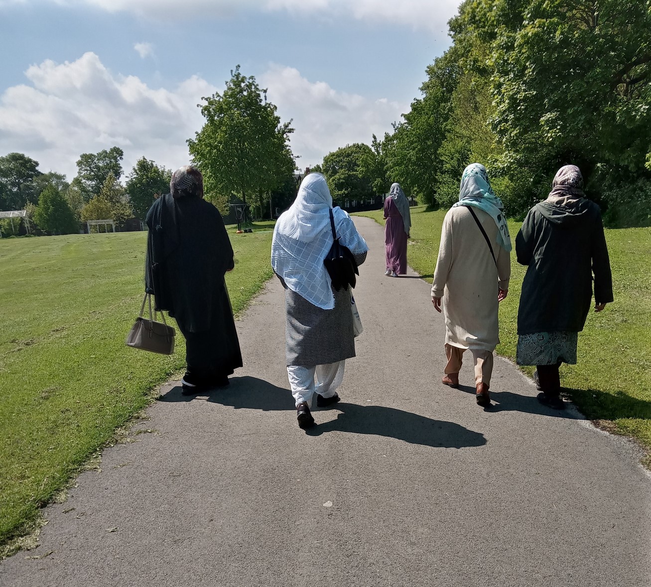 A group walk through a Sheffield Park