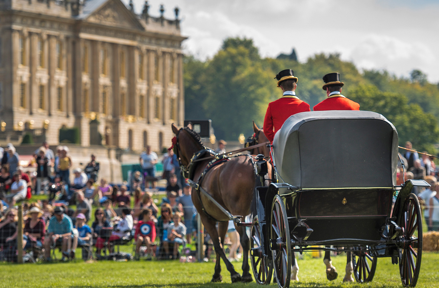 Horse-drawn carriage at Chatsworth House